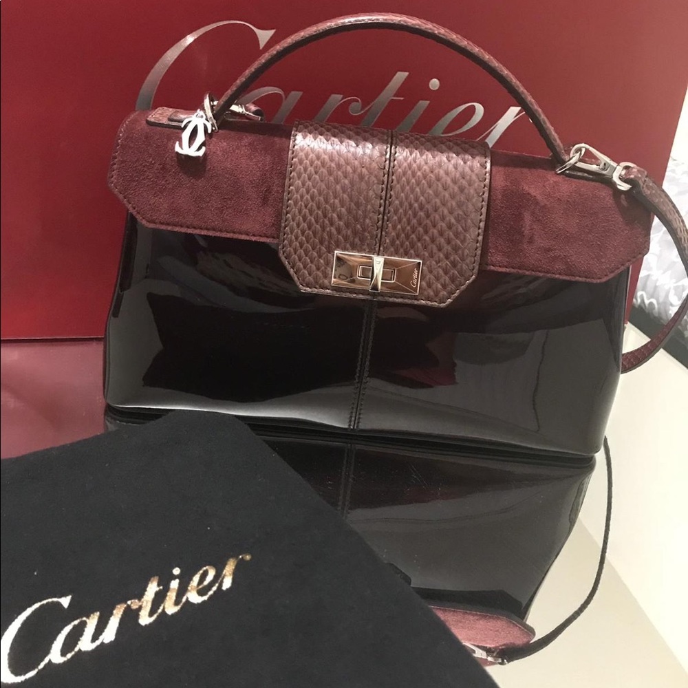 🧣Burgundy red Cartier Bag (Authentic)🧣